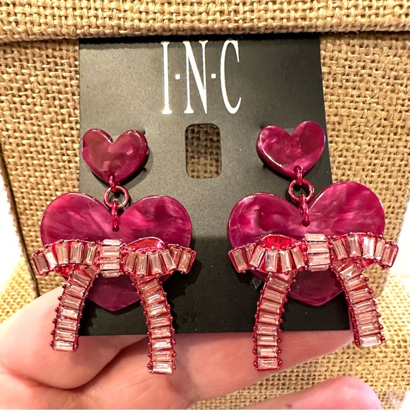 NWT INC Earrings Double Hearts in Dark Pink Acrylic w/ bow in pink baguettes - Picture 7 of 9